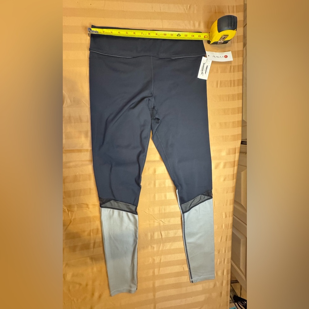 NWT-Alala white and Gray Leggings - Picture 4 of 7
